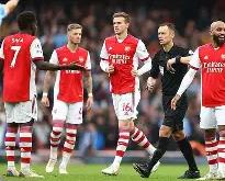 明日英超前瞻：库里伤情更新，山东泰山冲击连败纪录的简单介绍